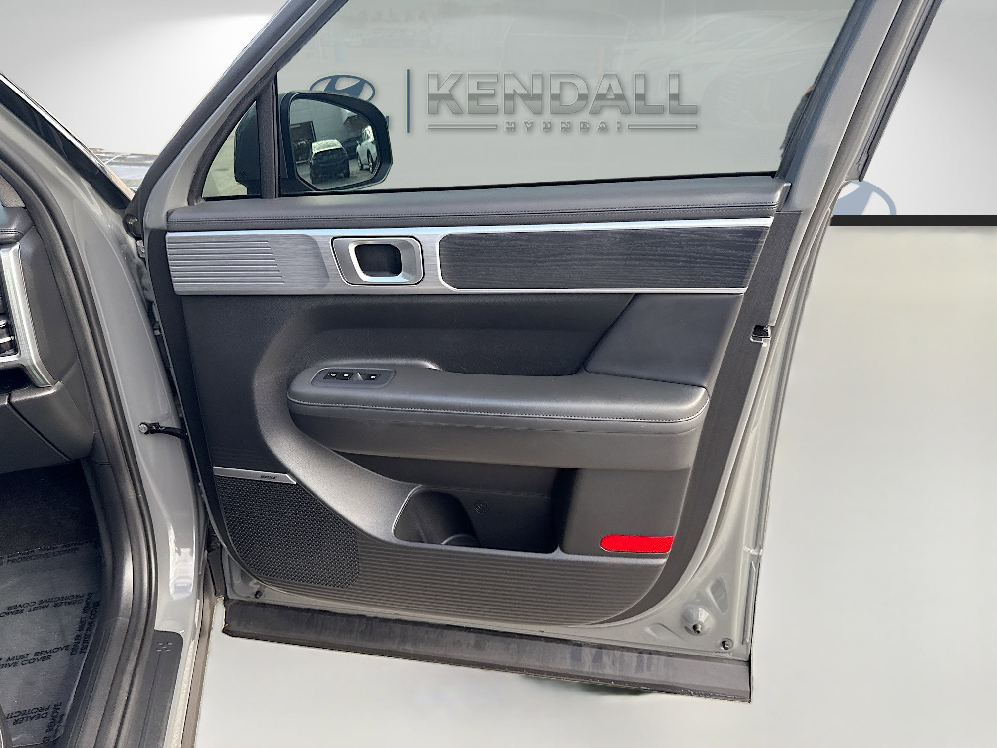 Used 2024 Hyundai Santa Fe Limited image 33