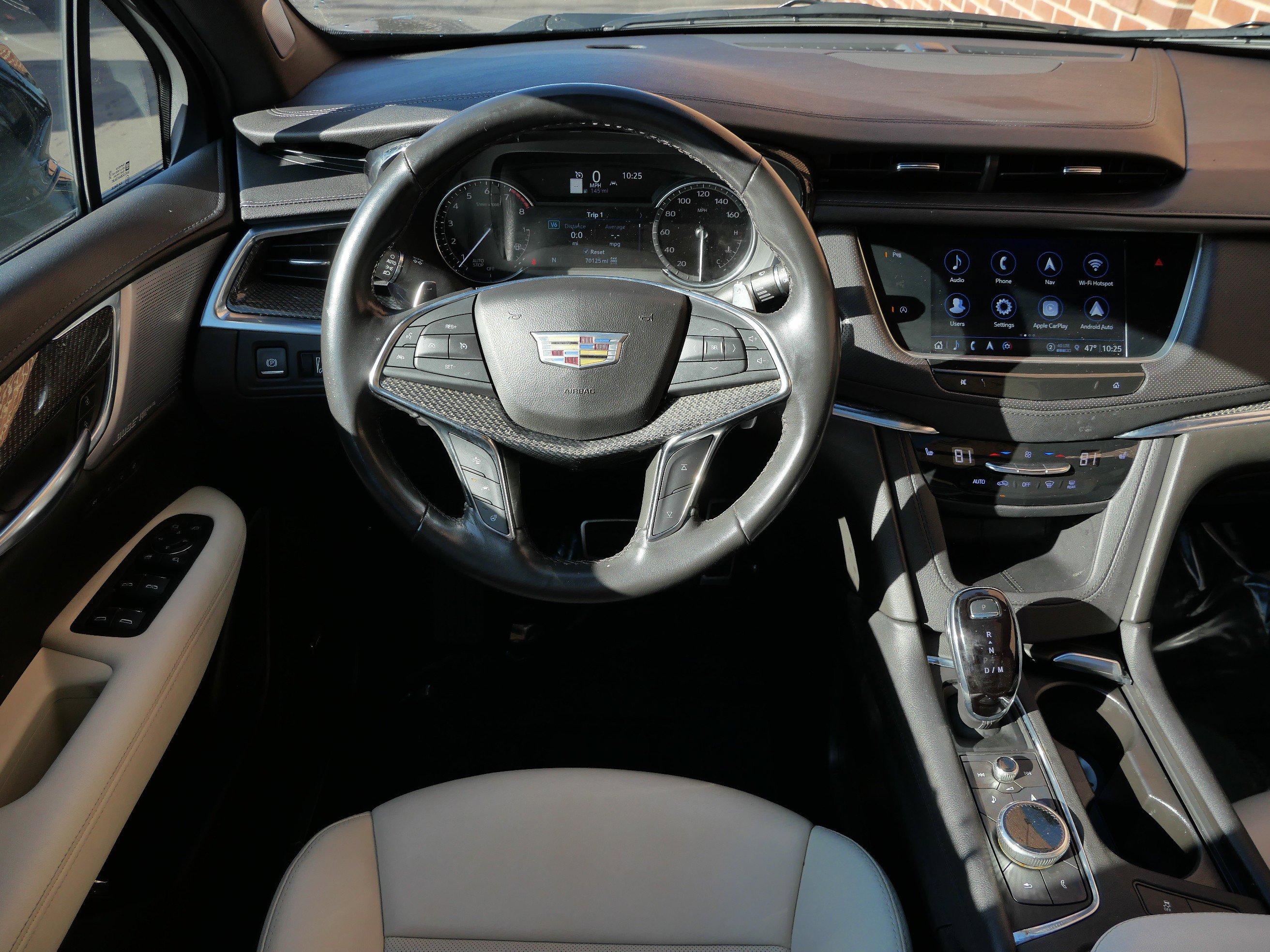 Used 2022 Cadillac XT5 Sportv w/ LPO, Floor Liner Package image 12