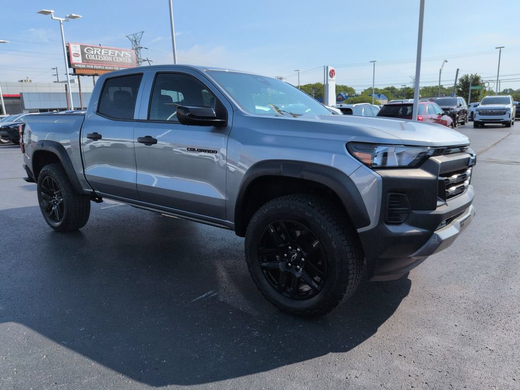 Used 2024 Chevrolet Colorado Trail Boss w/ Technology Package AWD/4WD image 7