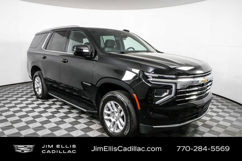 Used 2025 Chevrolet Tahoe LT RWD image 1