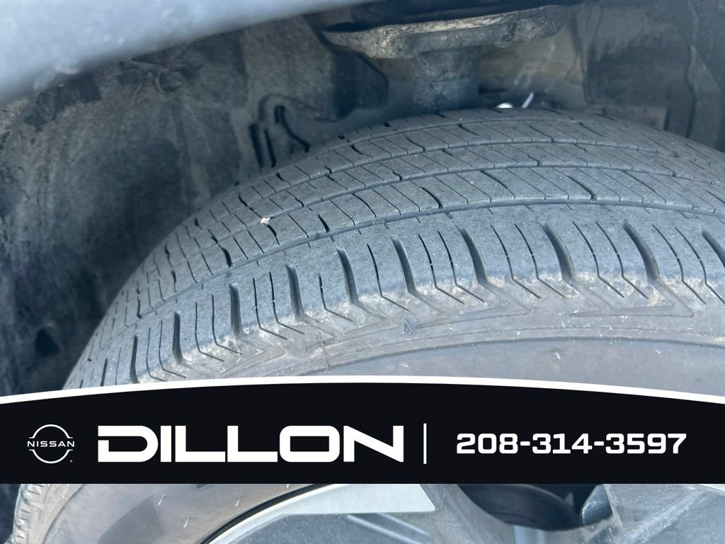 Certified 2025 Nissan Rogue SV AWD/4WD image 23