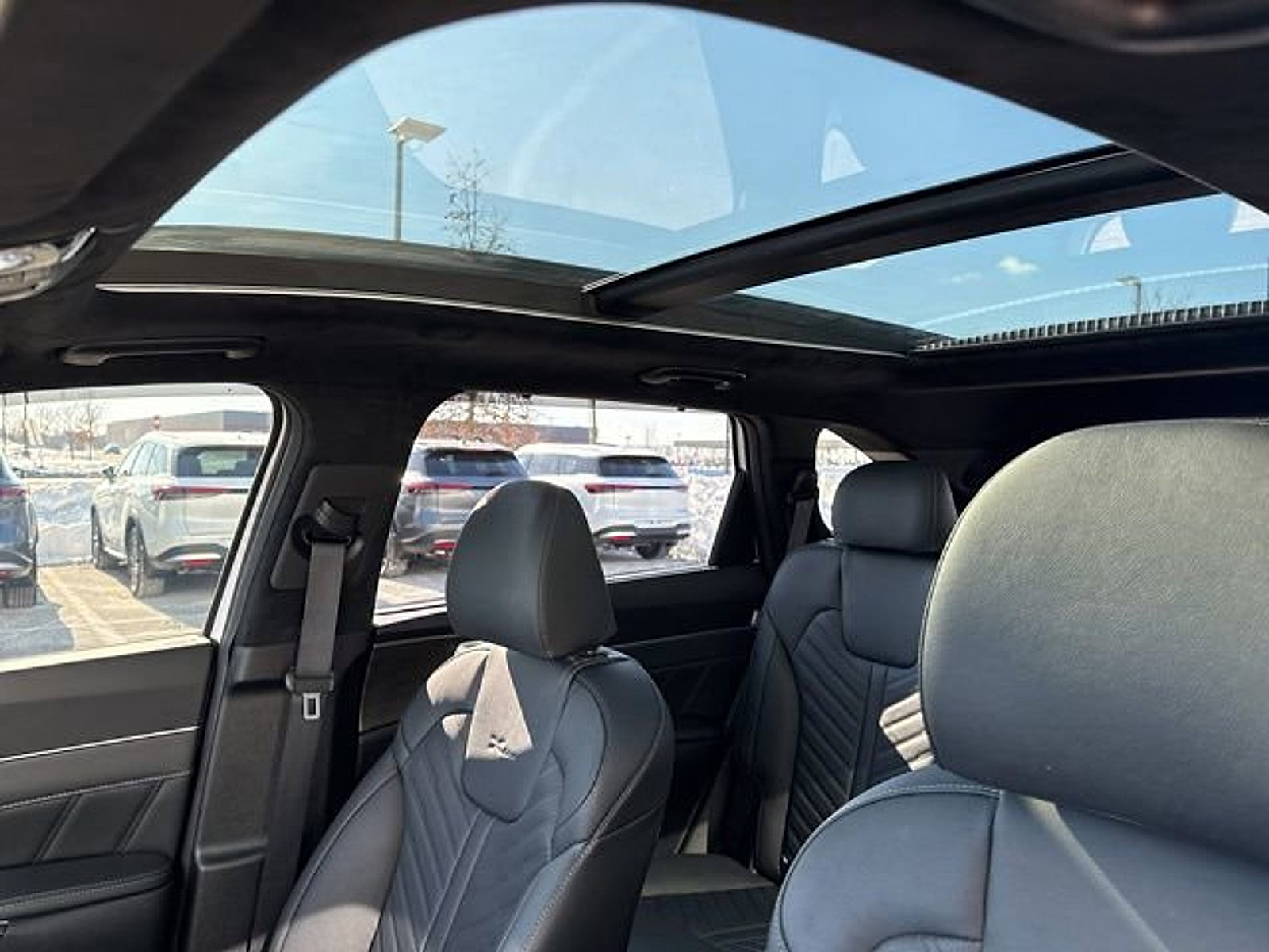 Used 2025 Kia Sorento SX Prestige image 16