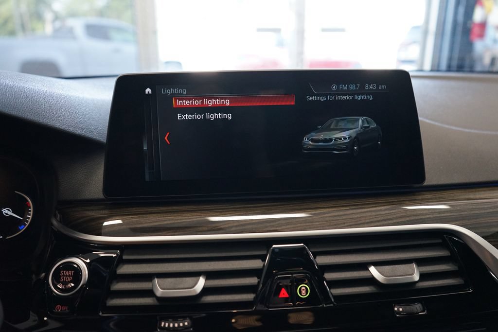 Used 2018 BMW 530i xDrive AWD/4WD image 41