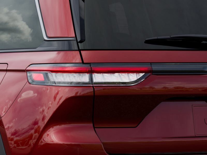 New 2026 Jeep Grand Cherokee Limited w/ Limited Altitude Package RWD image 9