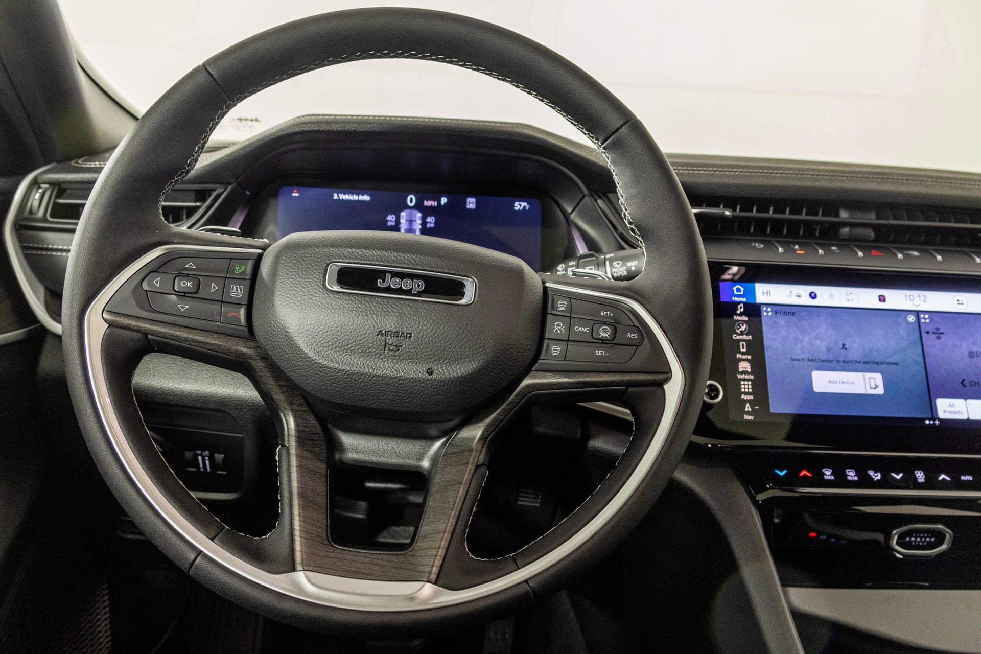 New 2026 Jeep Grand Cherokee Altitude image 29