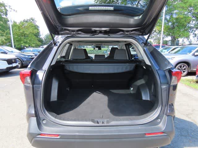 Used 2025 Toyota RAV4 XLE AWD/4WD image 11