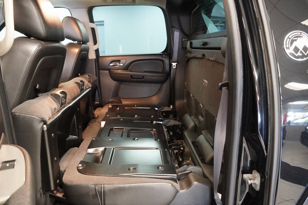 Used 2013 Chevrolet Avalanche LT w/ Suspension Package, Off-Road image 26