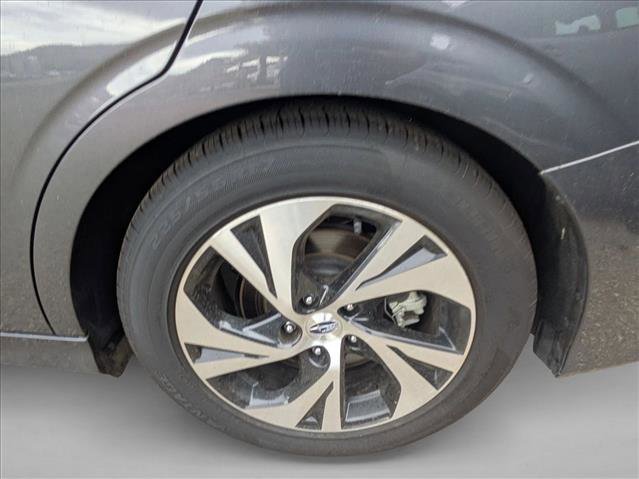 Used 2025 Subaru Legacy Premium AWD/4WD image 8