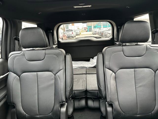 New 2026 Jeep Grand Cherokee L Limited image 33