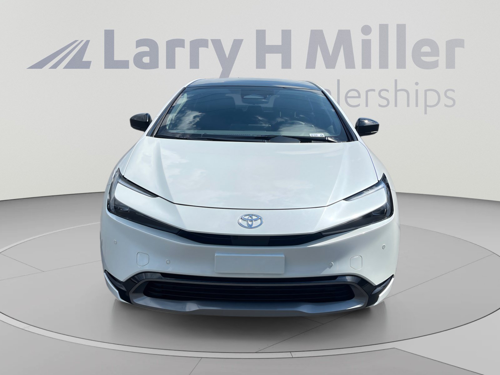 New 2026 Toyota Prius Limited FWD image 8