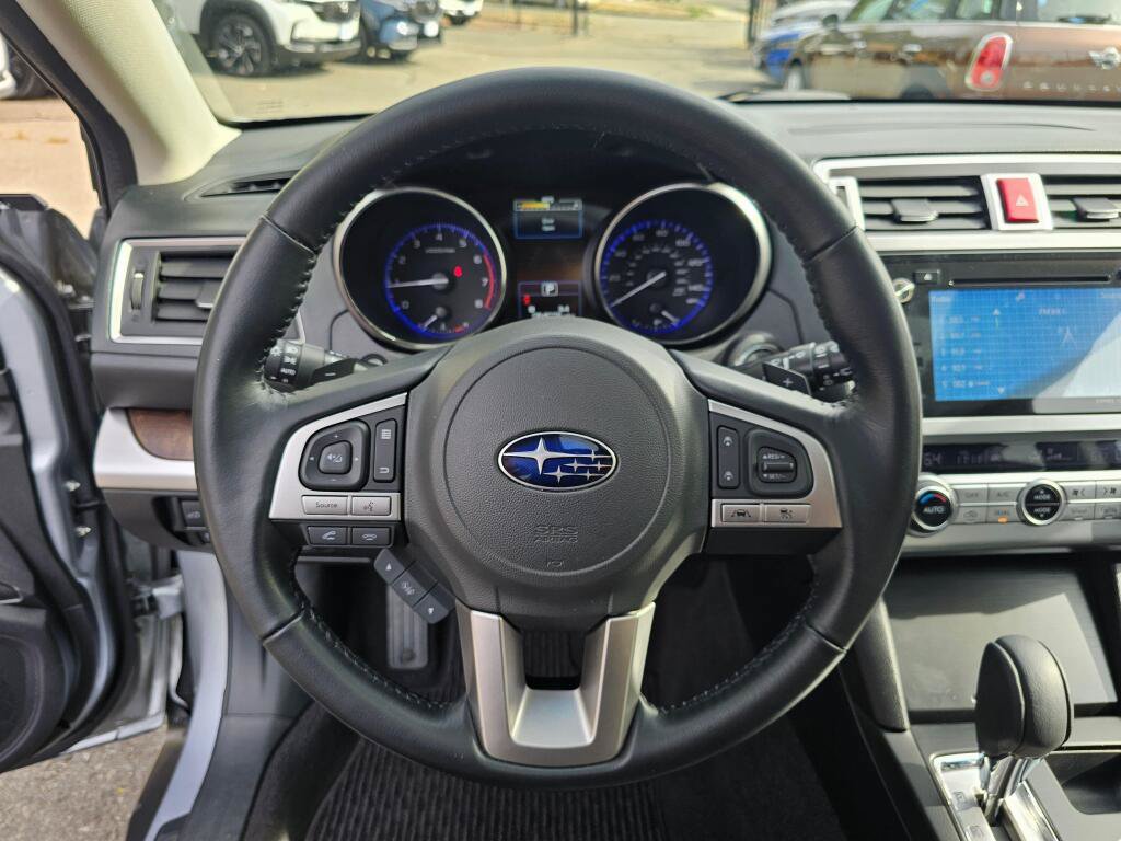 Used 2016 Subaru Outback 2.5i Limited AWD/4WD image 25