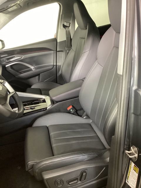 Certified 2025 Audi Q5 Premium Plus w/ Premium Plus image 12