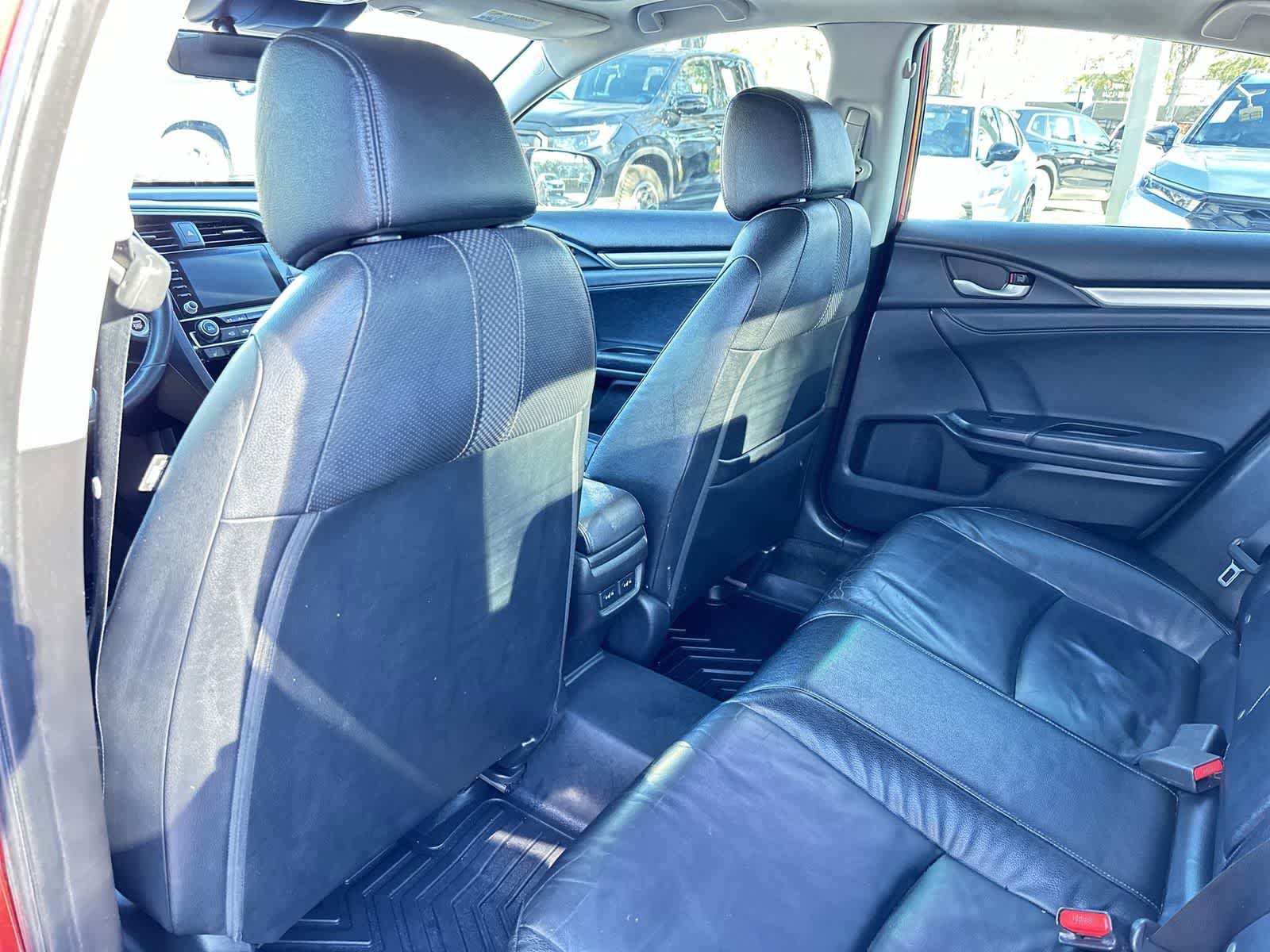 Used 2019 Honda Civic Touring image 13