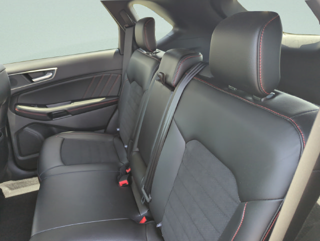 Used 2024 Ford Edge ST-Line AWD/4WD image 26