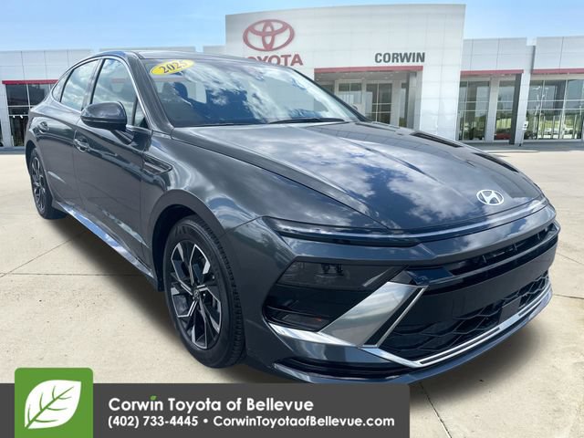 Used 2025 Hyundai Sonata SEL FWD image 1