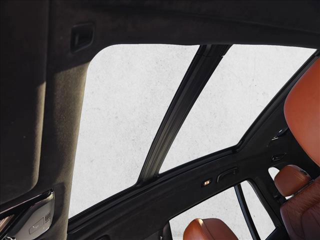 Used 2023 BMW X7 xDrive40i w/ Executive Package image 28