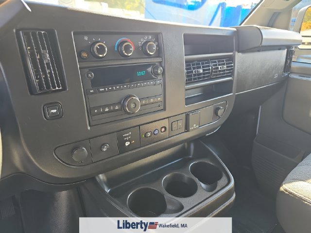 Used 2025 Chevrolet Express 2500 w/ Driver Convenience Package RWD image 7
