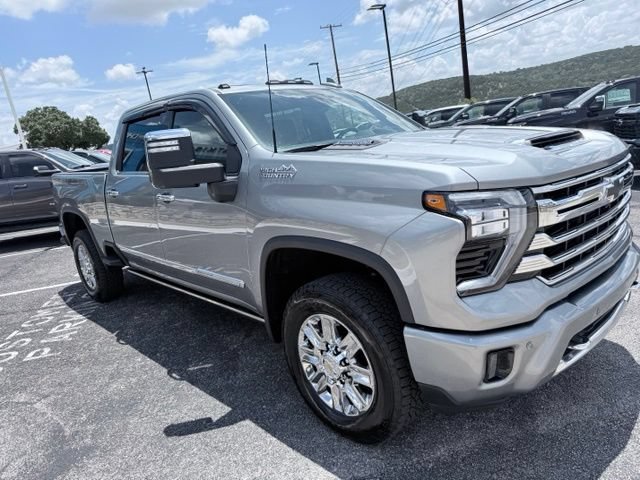 Certified 2024 Chevrolet Silverado 2500 High Country w/ Technology Package AWD/4WD image 12