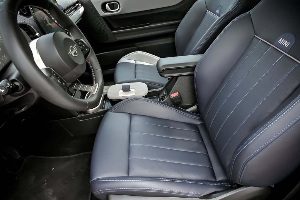 Used 2025 MINI Cooper S image 14