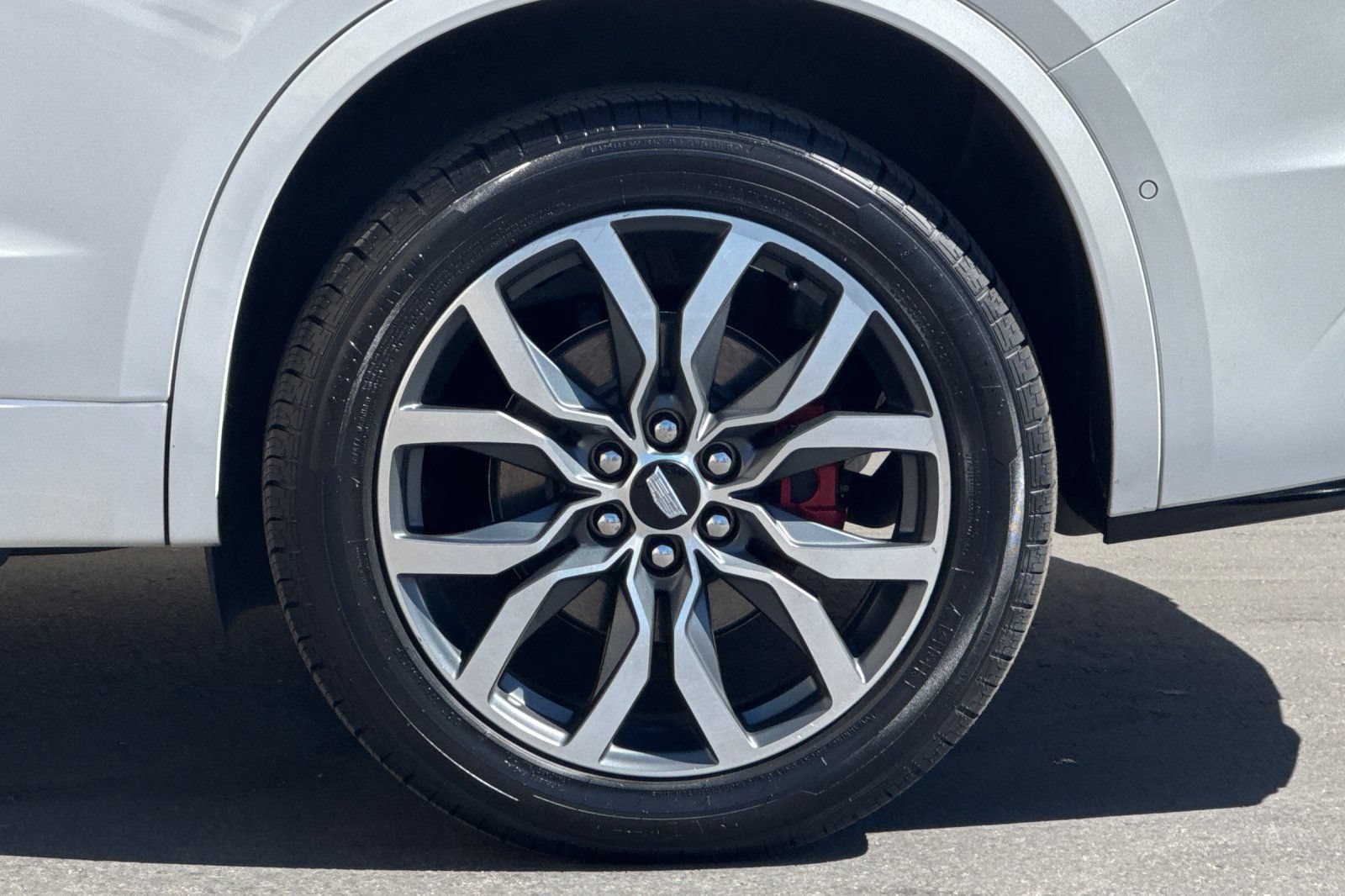 Used 2023 Cadillac XT6 Sport w/ Technology Package AWD/4WD image 35