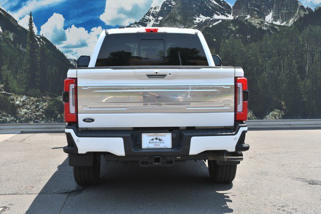 Used 2024 Ford F250 Platinum w/ FX4 Off-Road Package AWD/4WD image 10