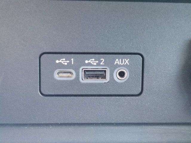 Used 2023 Nissan Sentra SR w/ SR Premium Package FWD image 21