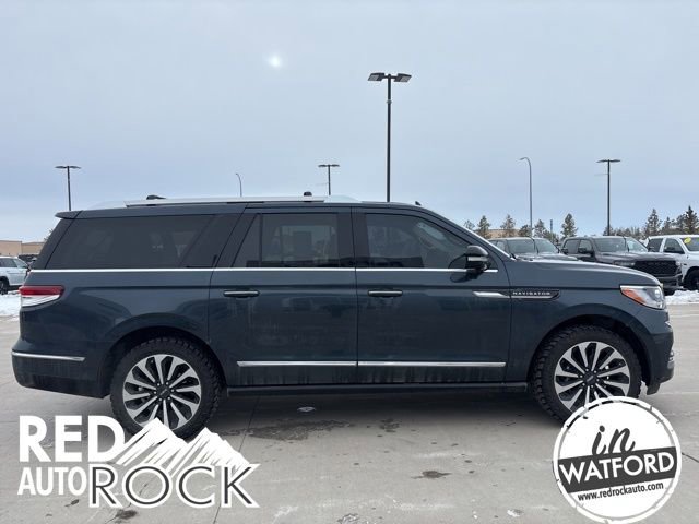 Used 2024 Lincoln Navigator L Reserve image 4