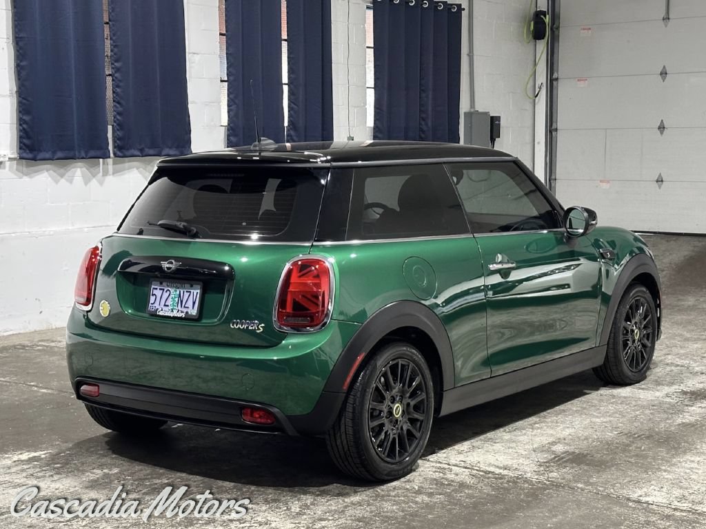 Used 2022 MINI Cooper SE FWD image 9