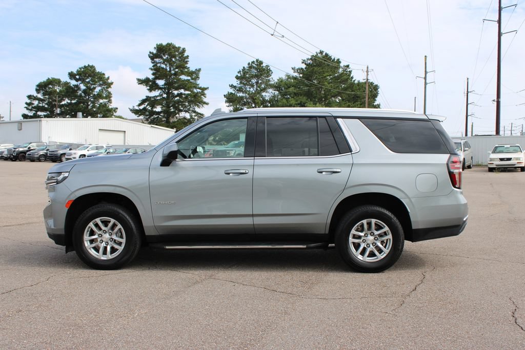 Used 2024 Chevrolet Tahoe LT RWD image 3