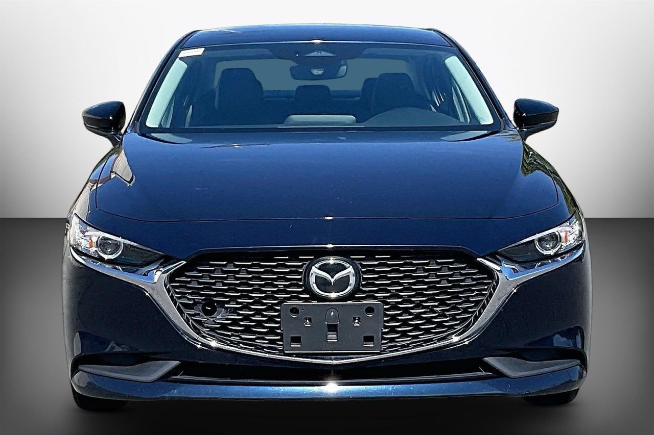 Used 2025 MAZDA MAZDA3 s FWD image 3