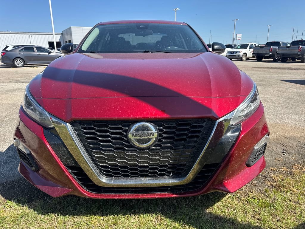 Used 2021 Nissan Altima 2.5 SR w/ SR Premium Package FWD video 2