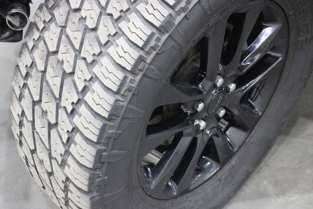 Used 2021 Jeep Gladiator Mojave AWD/4WD image 35