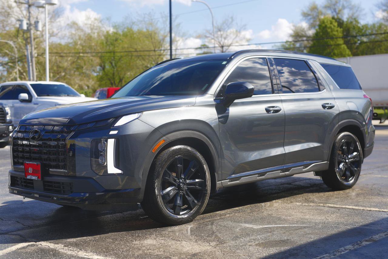Used 2023 Hyundai Palisade XRT w/ Cargo Package image 3
