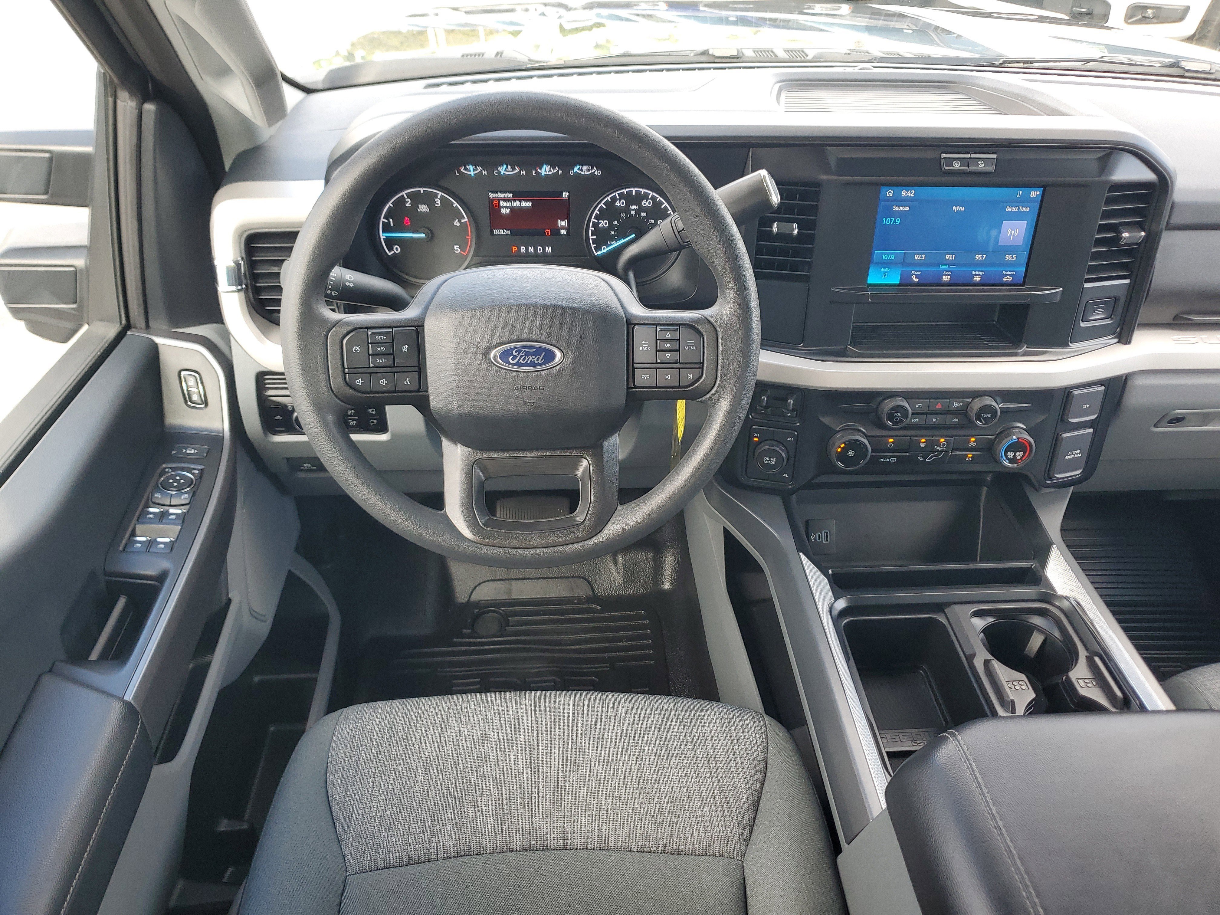 Used 2025 Ford F450 XLT w/ 360-Degree Camera Package image 18