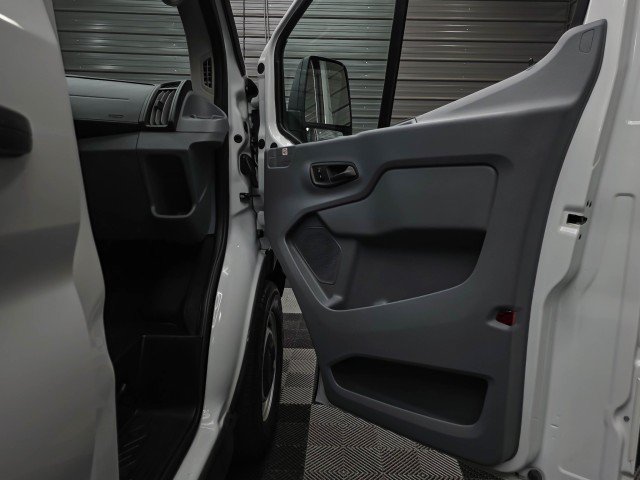 Used 2019 Ford Transit 250 130 Medium Roof RWD image 28
