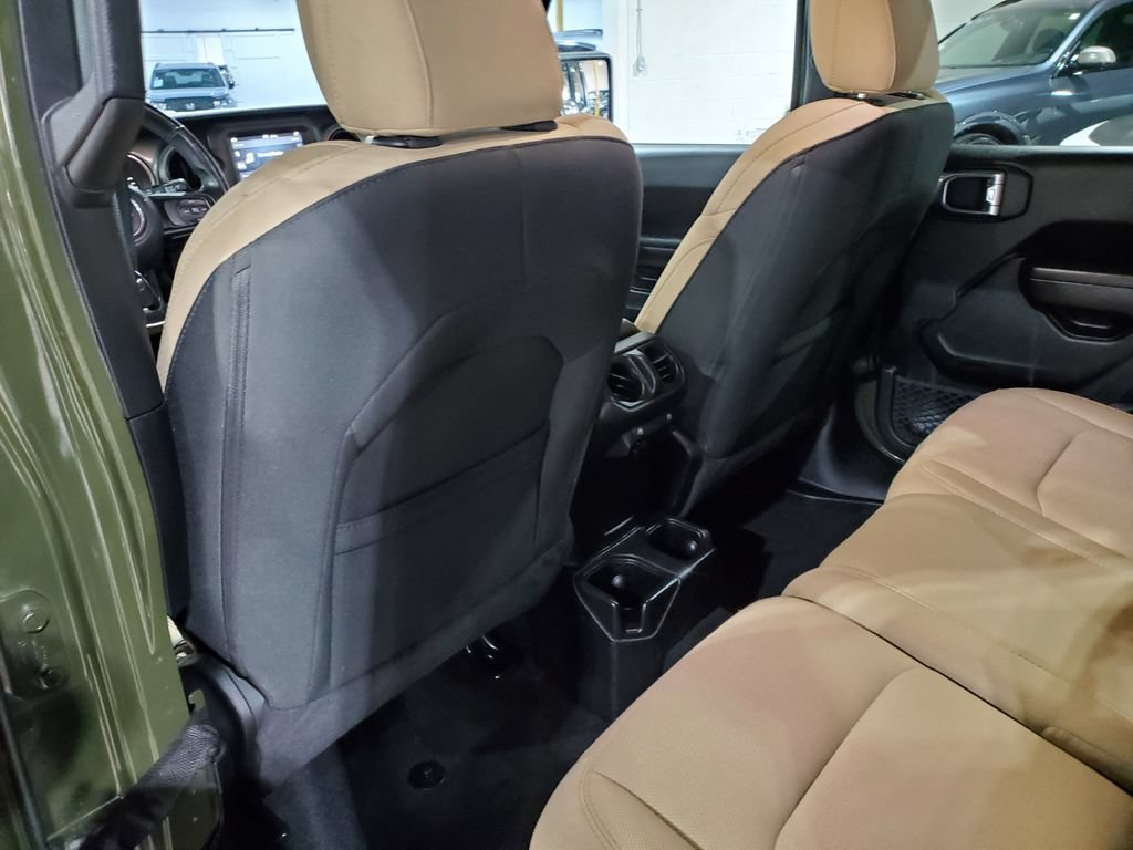 Used 2021 Jeep Wrangler Unlimited Sport AWD/4WD image 31