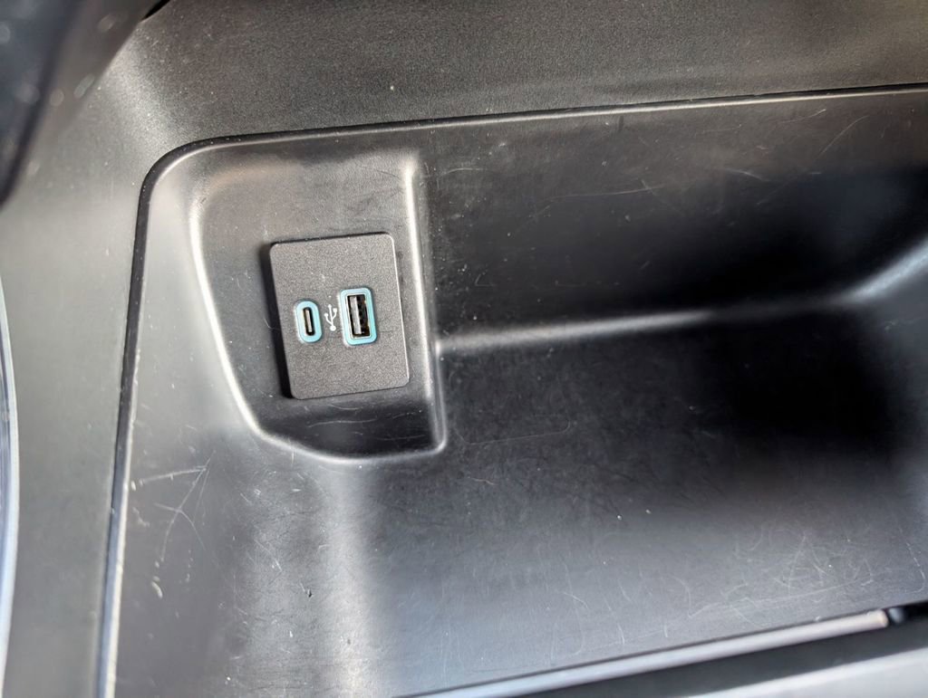 Used 2019 Ford F250 XL w/ STX Appearance Package image 34