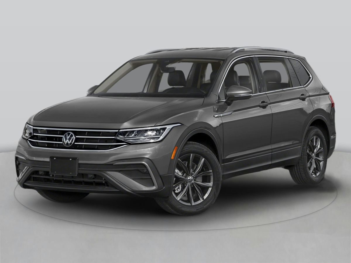 Used 2022 Volkswagen Tiguan SE image 1