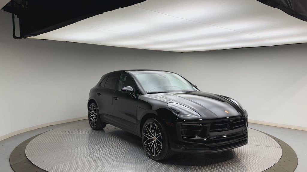 Used 2023 Porsche Macan S image 8