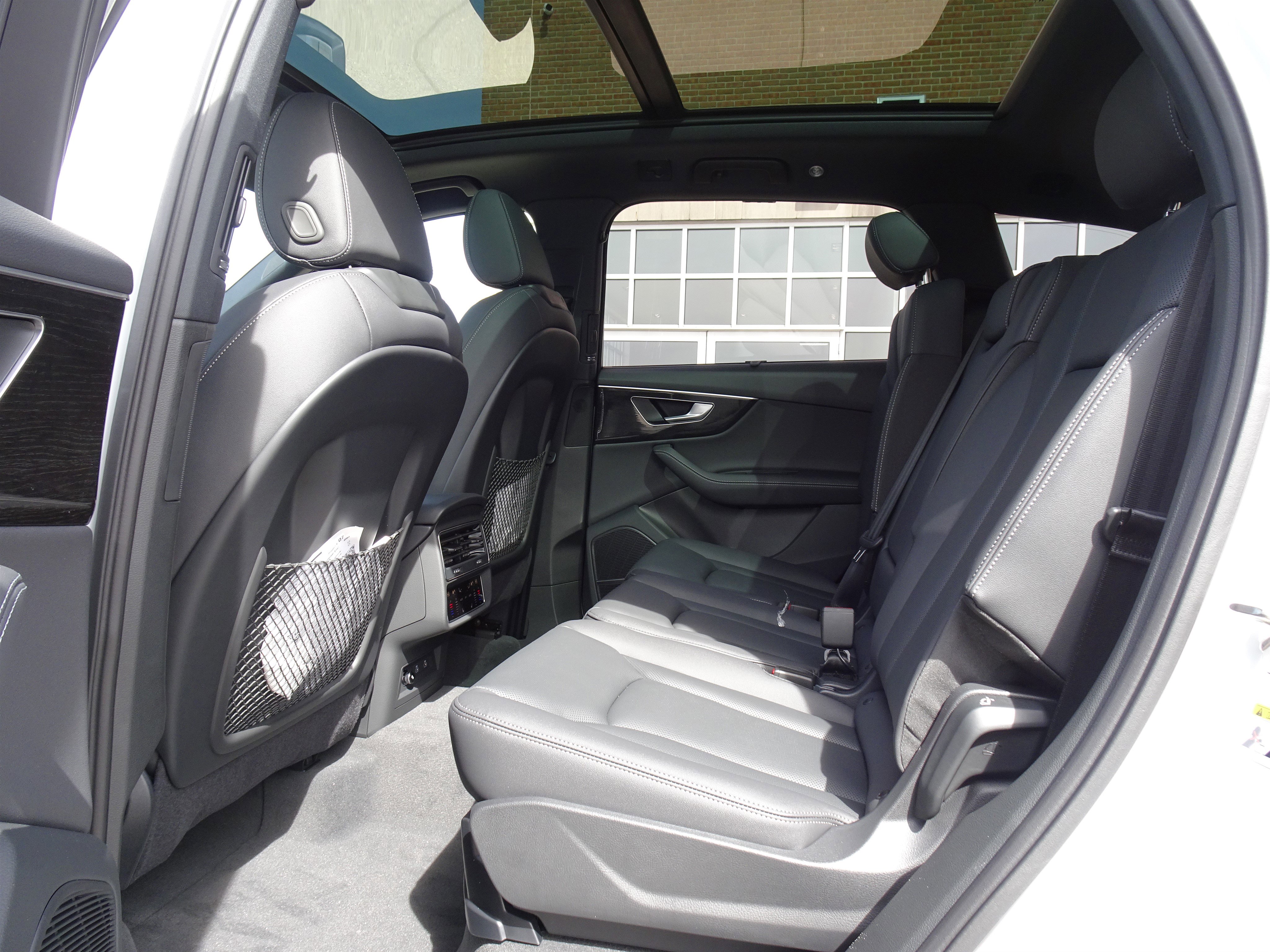 New 2026 Audi Q7 3.0T Premium Plus AWD/4WD image 6