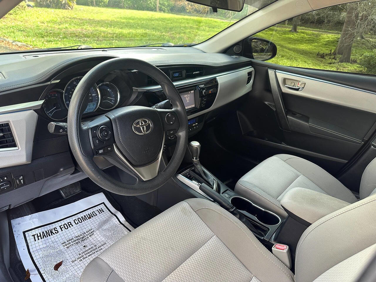 Used 2015 Toyota Corolla LE FWD image 8