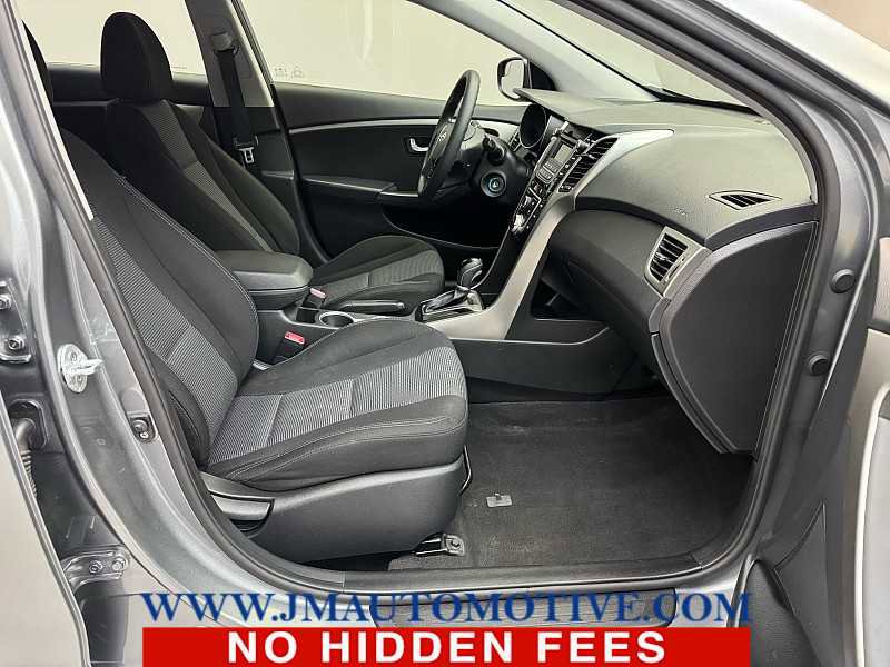 Used 2016 Hyundai Elantra GT image 19