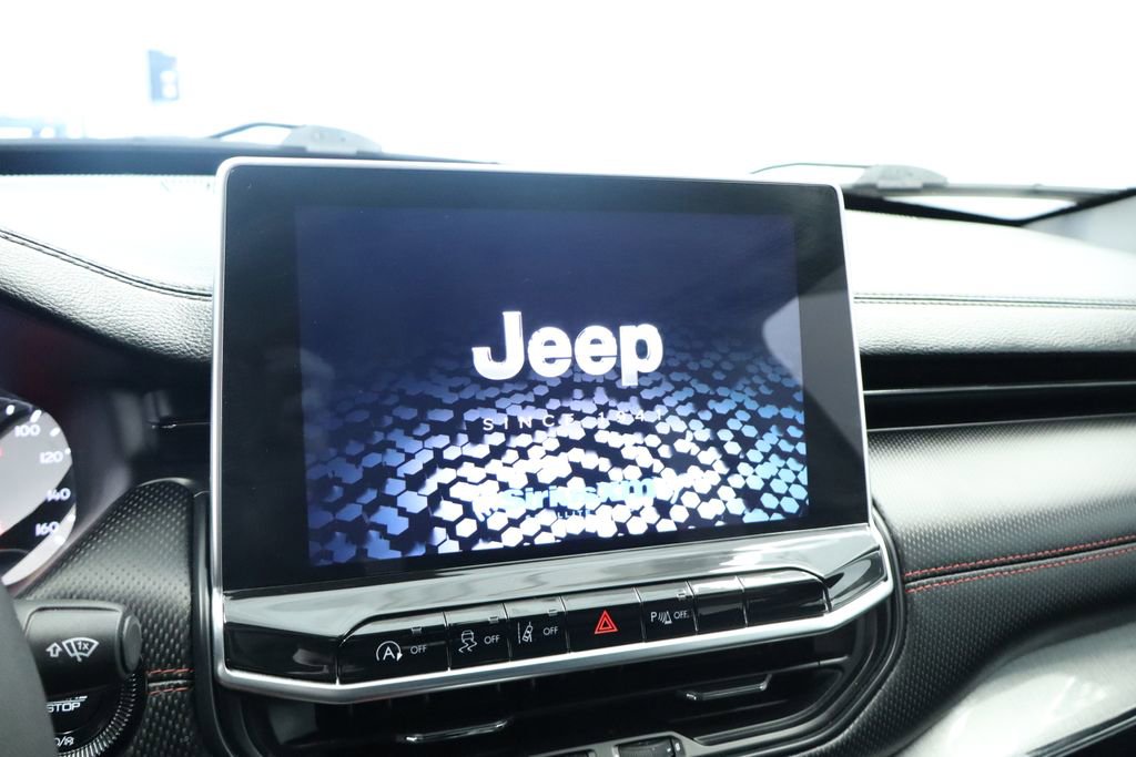 Used 2023 Jeep Compass Trailhawk w/ Sun and Sound Group AWD/4WD image 45