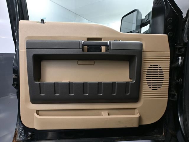 Used 2011 Ford F250 Lariat w/ Lariat Interior Pkg AWD/4WD image 17