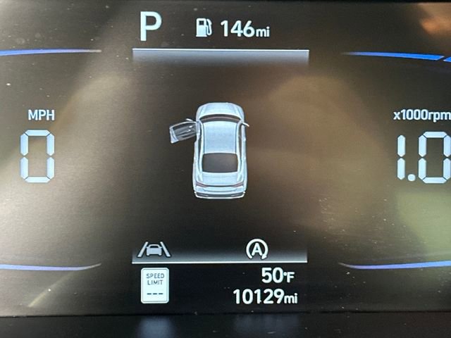 Used 2024 Hyundai Elantra SE image 18