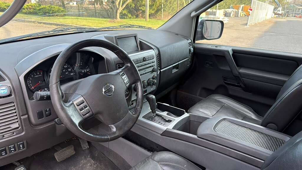 Used 2007 Nissan Armada LE w/ Technology Pkg image 13