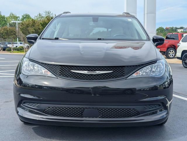 Used 2021 Chrysler Voyager Lxi image 9