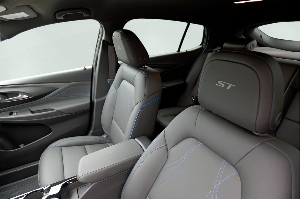 New 2026 Buick Envista Sport Touring w/ Convenience I Package image 10