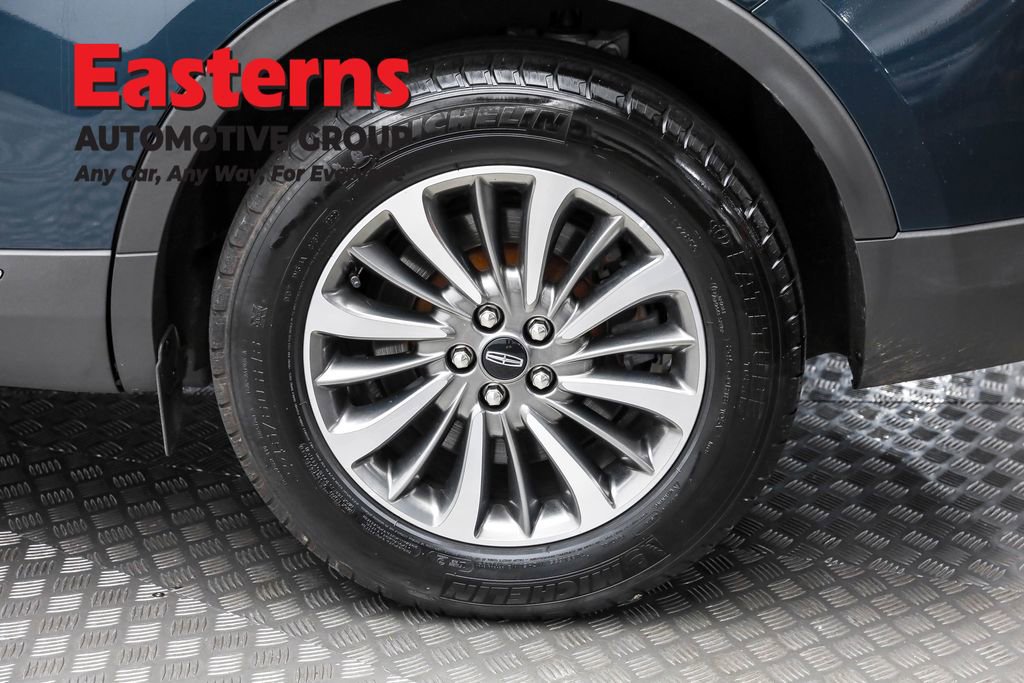 Used 2022 Lincoln Nautilus AWD w/ Premium Package image 8