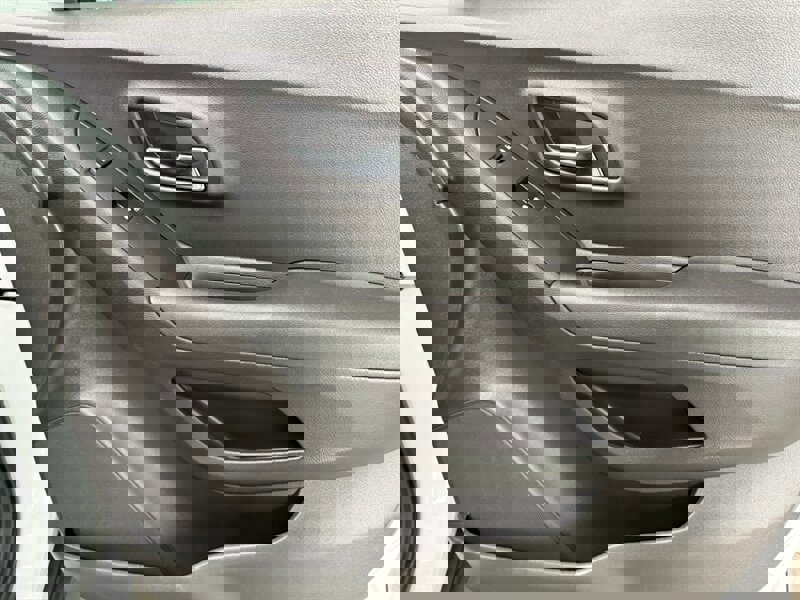 Used 2017 Chevrolet Trax LS image 26